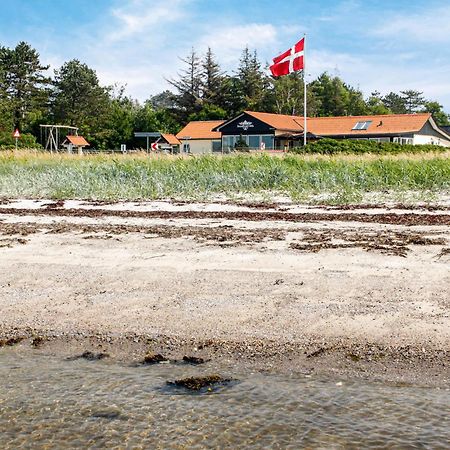 Strandhuset Knebel Экстерьер фото