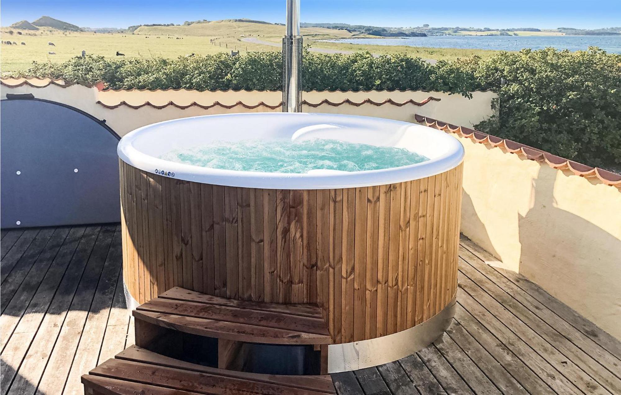 Strandhuset Knebel Экстерьер фото